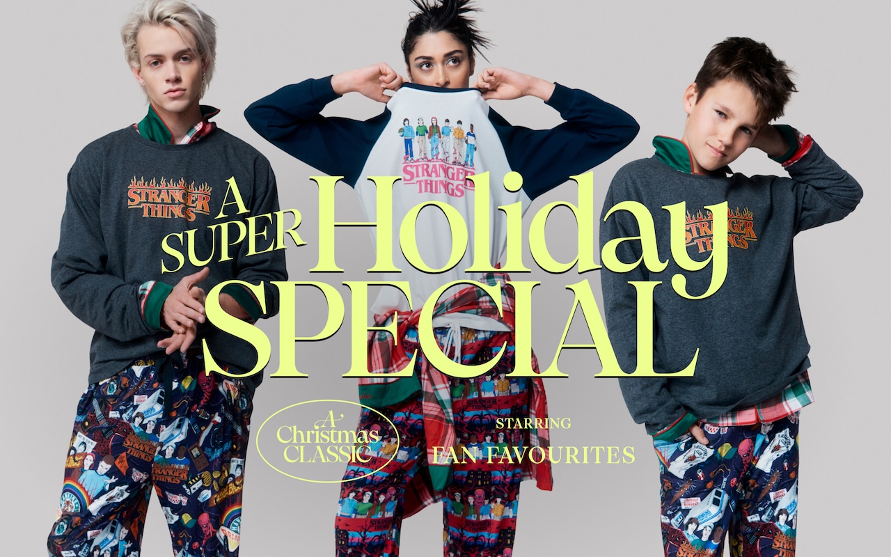 A Super Holiday Special - A Christmas Classic Starring Fan Favourites