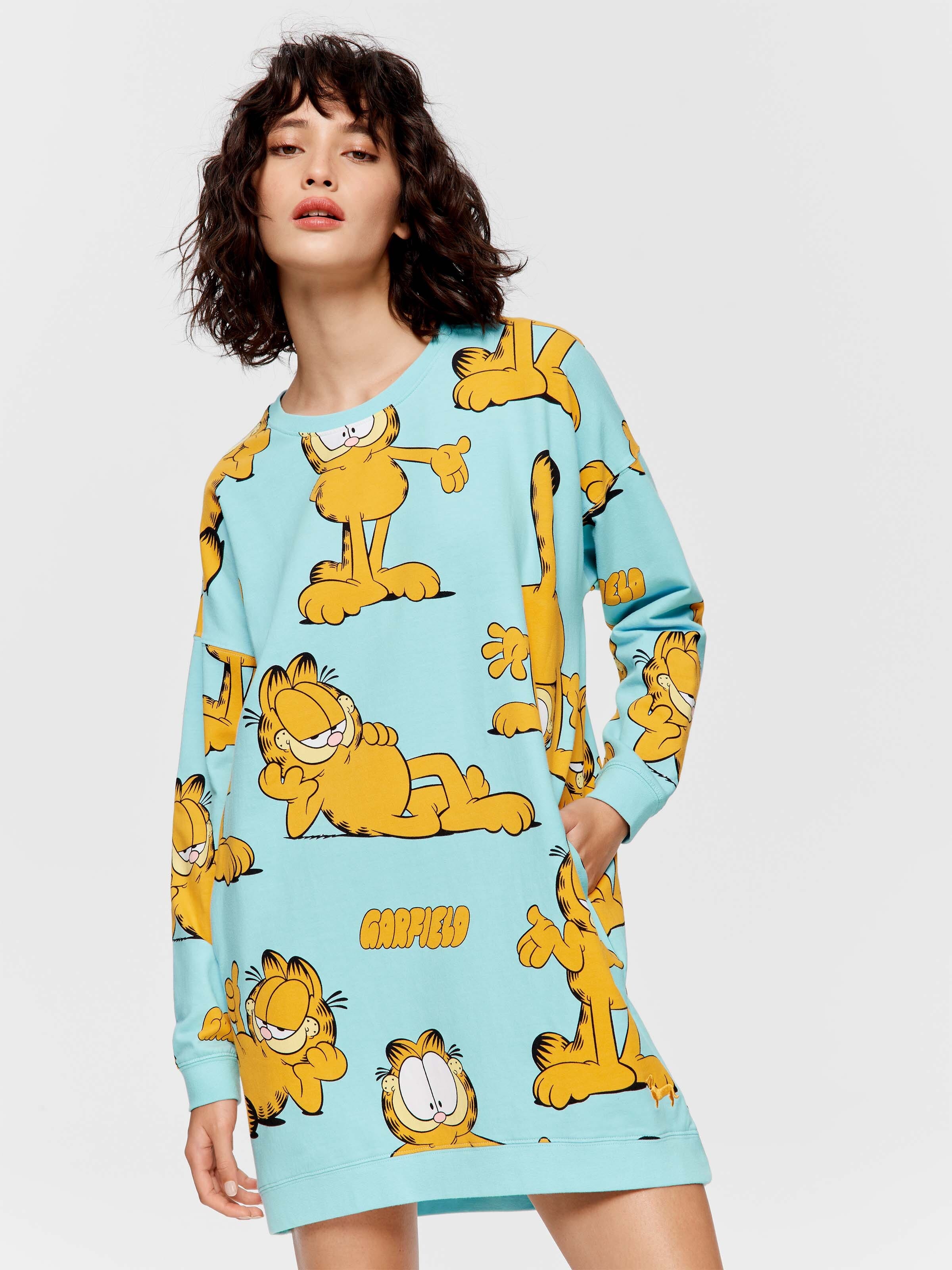 Garfield Sweater Nightdress