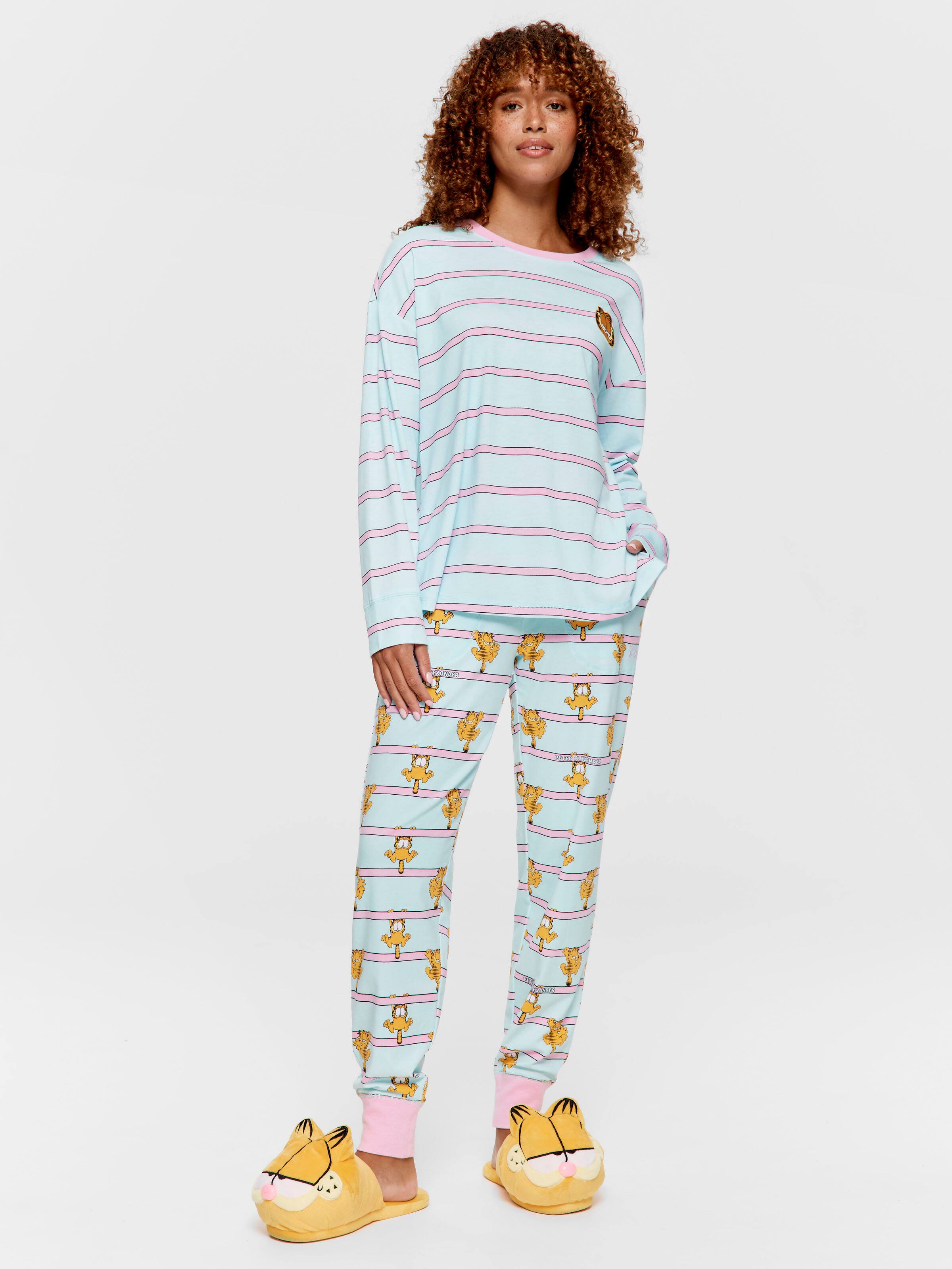 Garfield Hang In There Long Sleeve Top