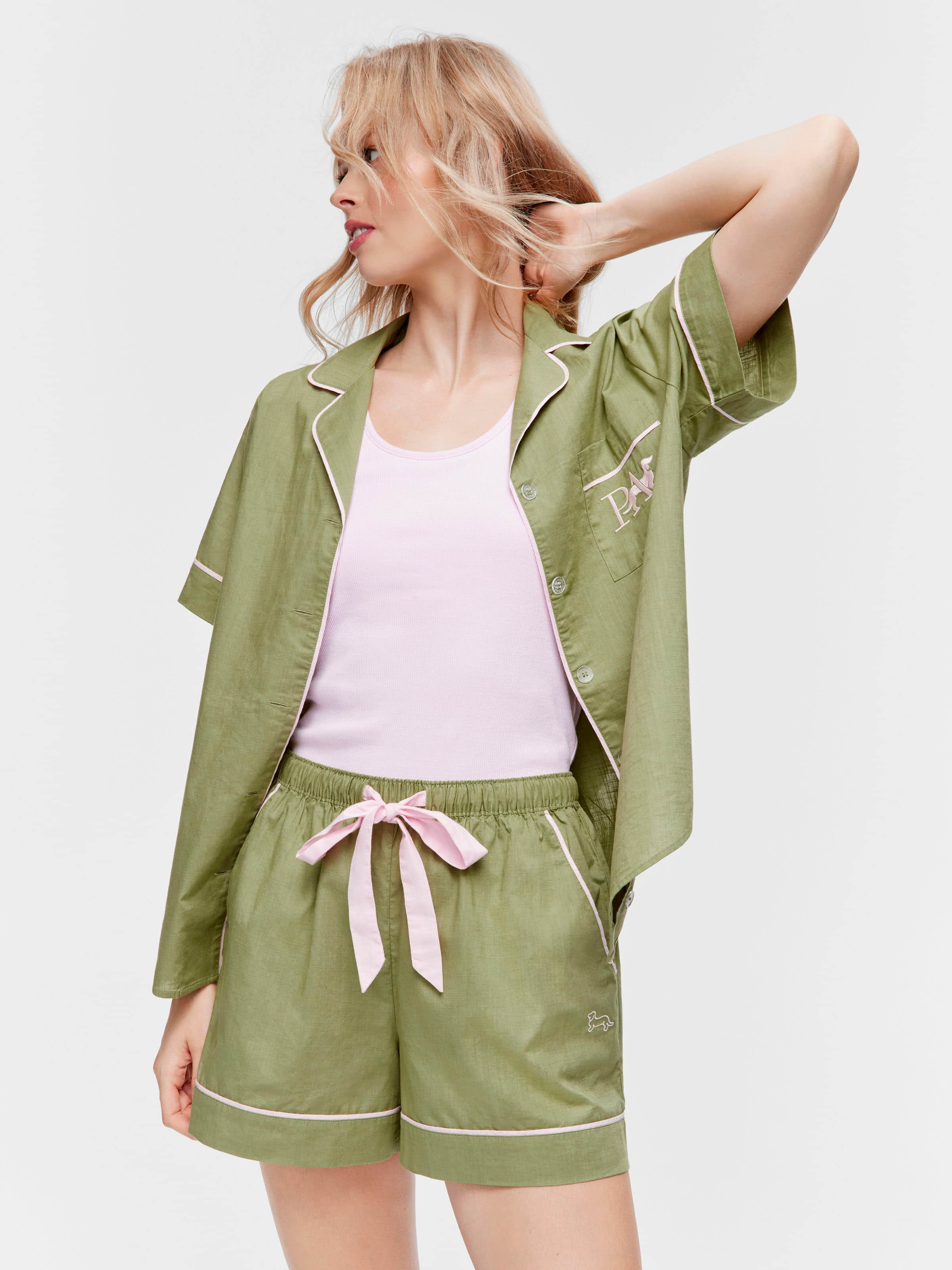 Green Classic Mid Short