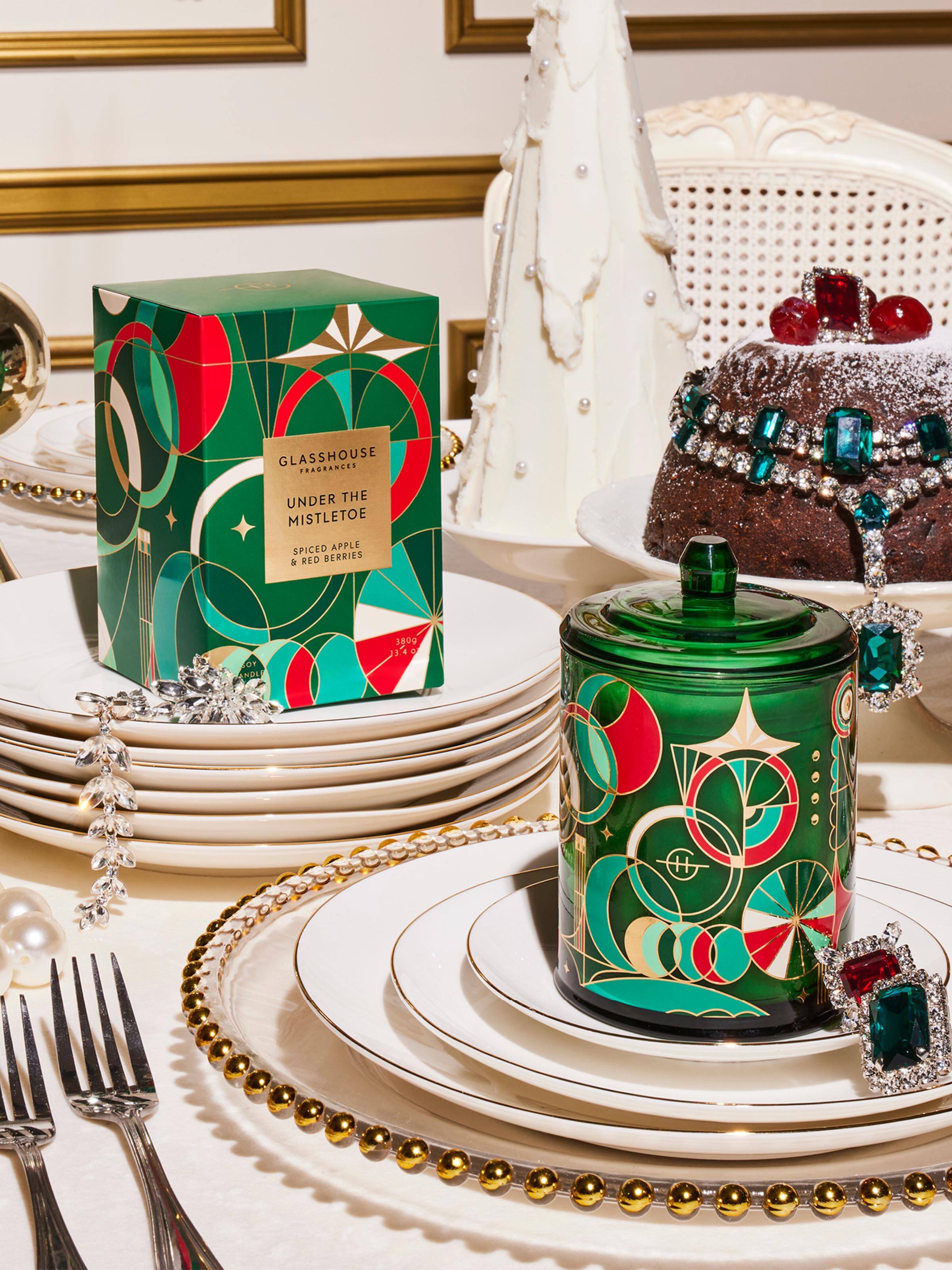 Glasshouse Fragrances Limited Edition Under The Mistletoe 380G Candle