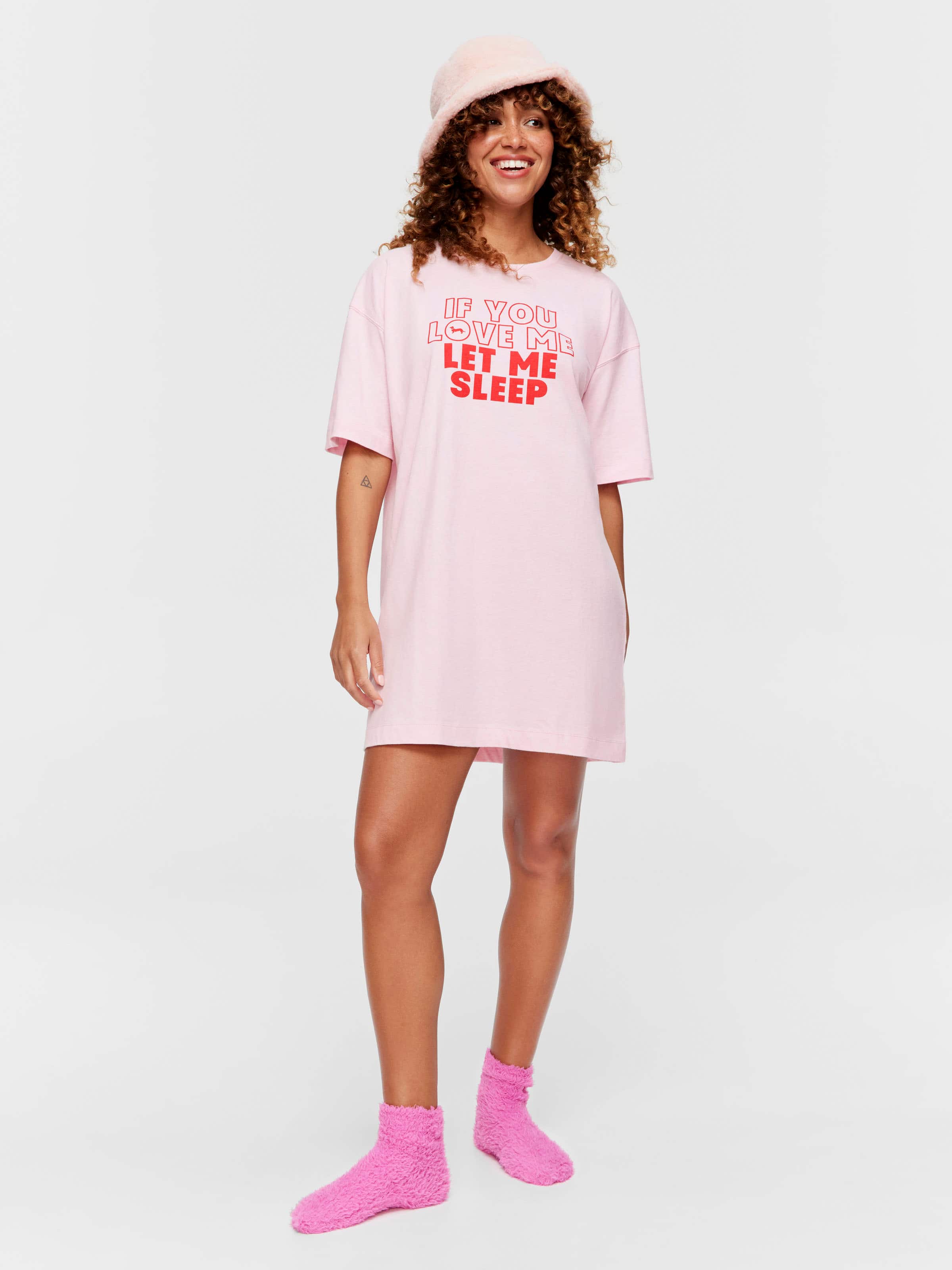 Love Me Sleep Tee