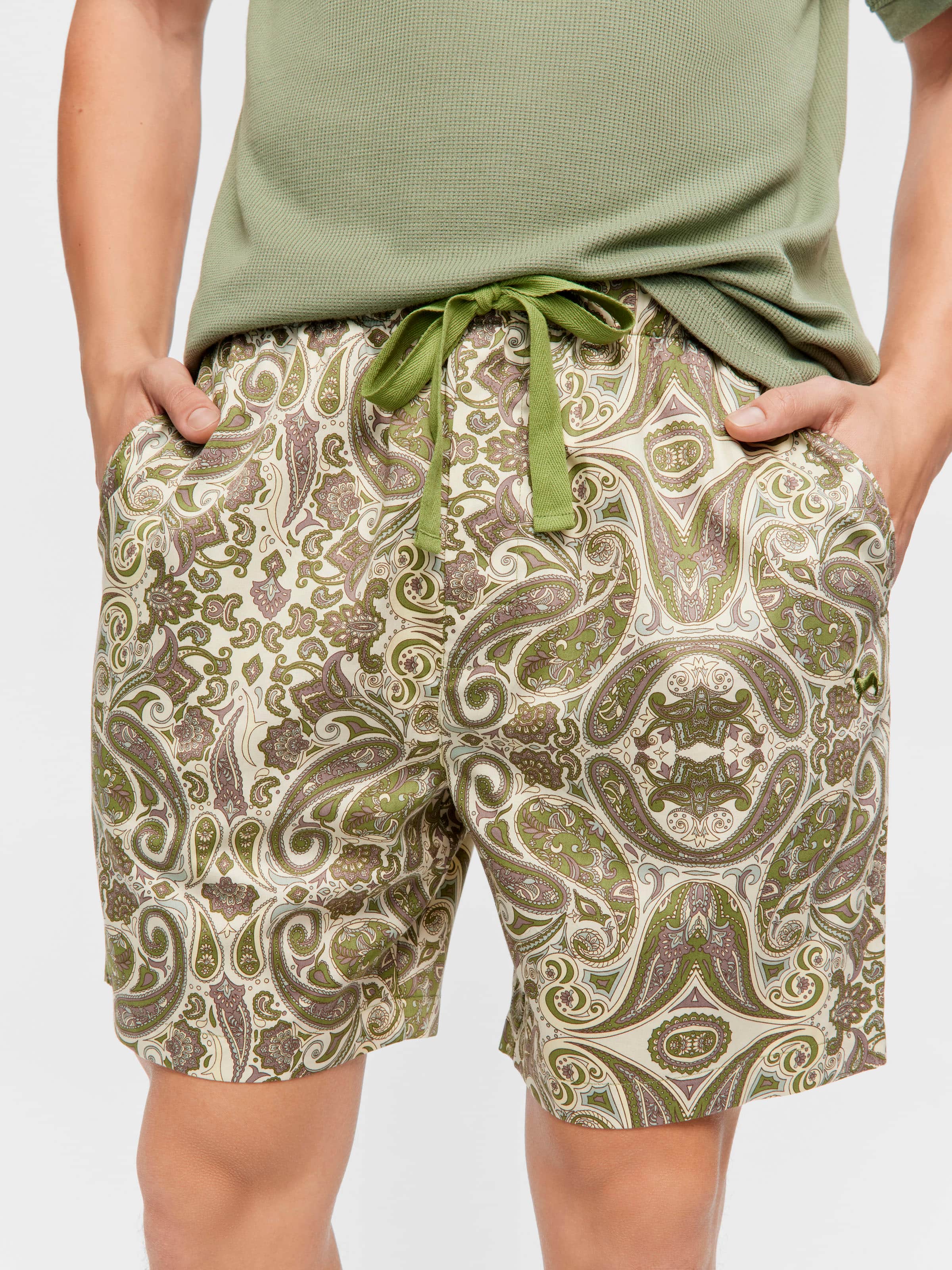 Paisley Mid Short