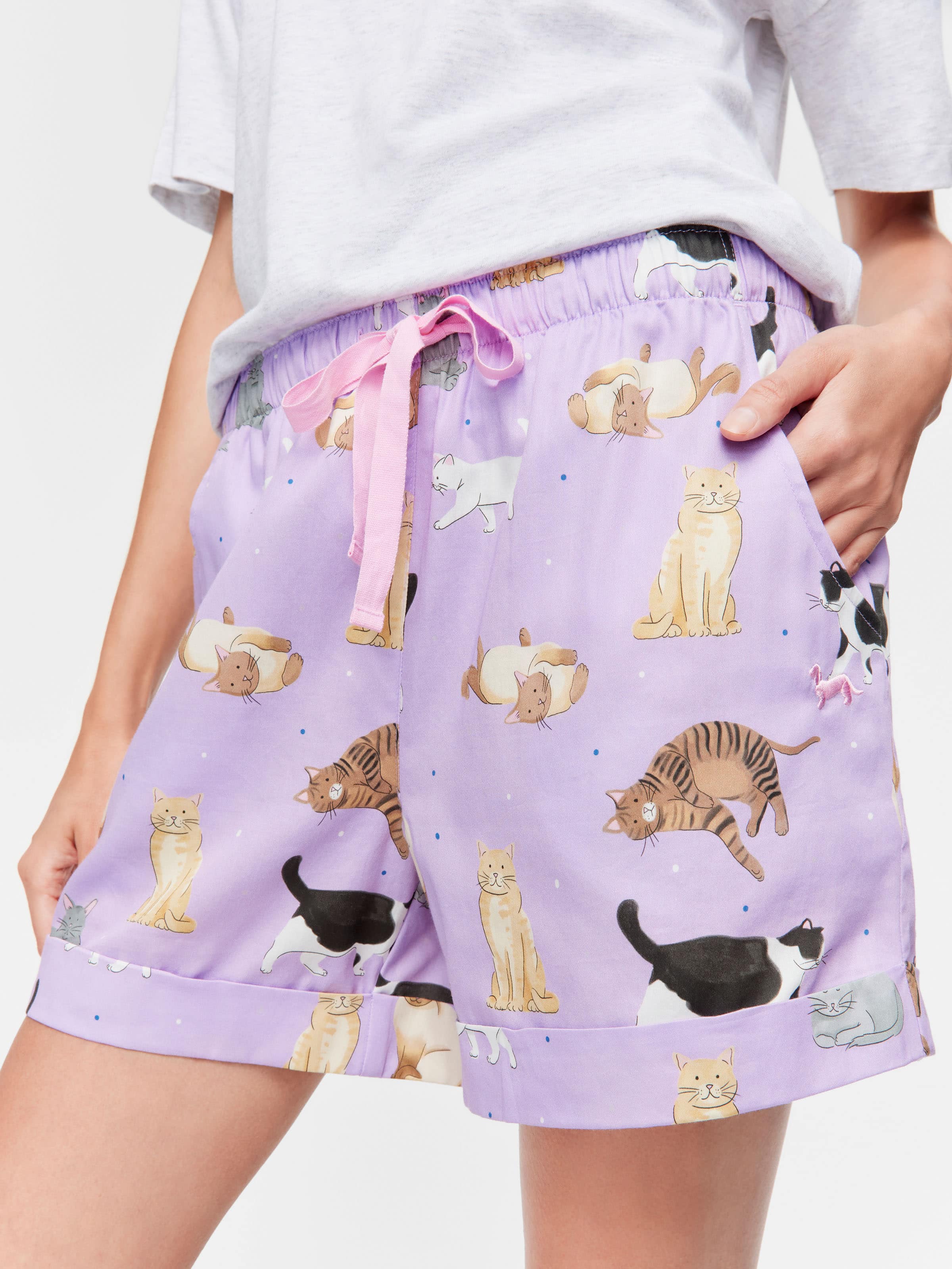 Image for Lilac Cat Long Short from Peter Alexander