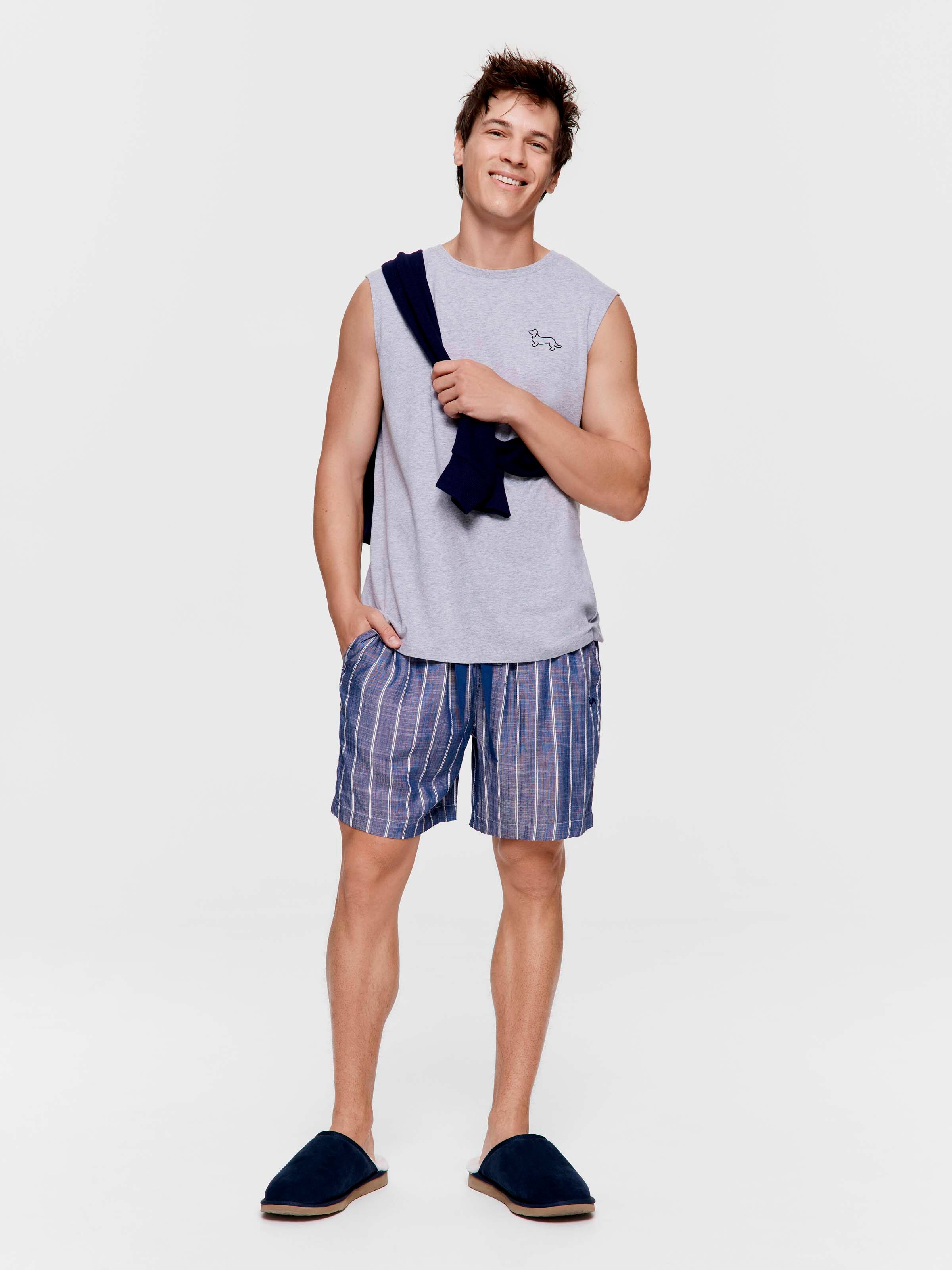 Textured Navy Mid Short